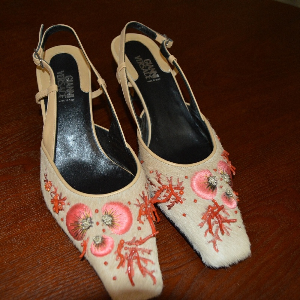 Gianni Versace brown fur Heels